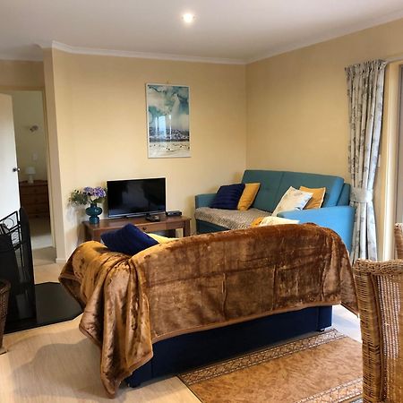 Korimako Ridge - Lake Hawea Holiday Home Buitenkant foto